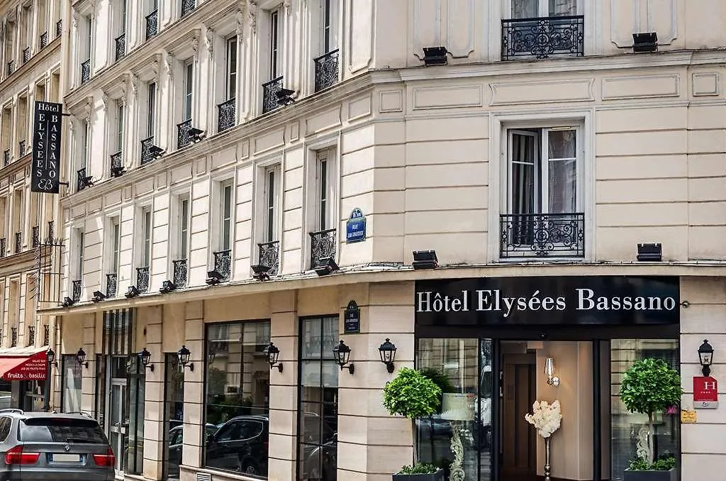 Отель Elysees Bassano Париж