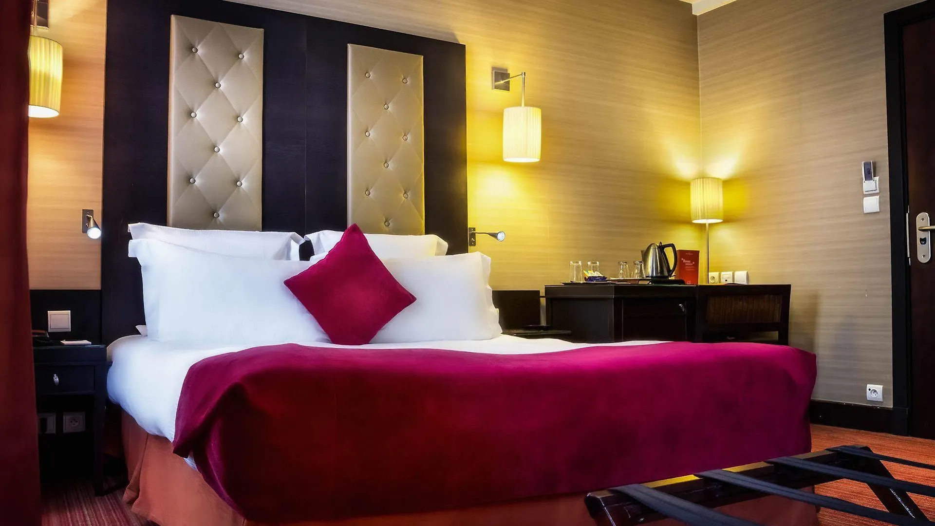 Elysees Bassano 4*