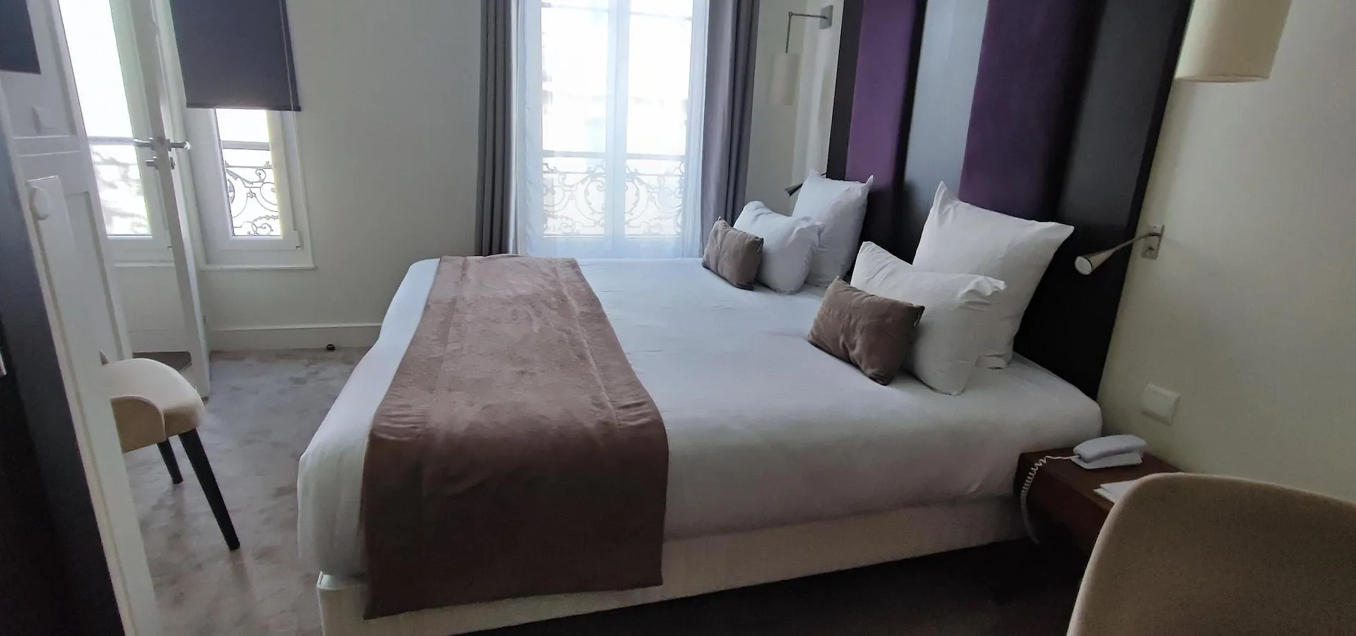 Hotel Elysees Bassano Paris