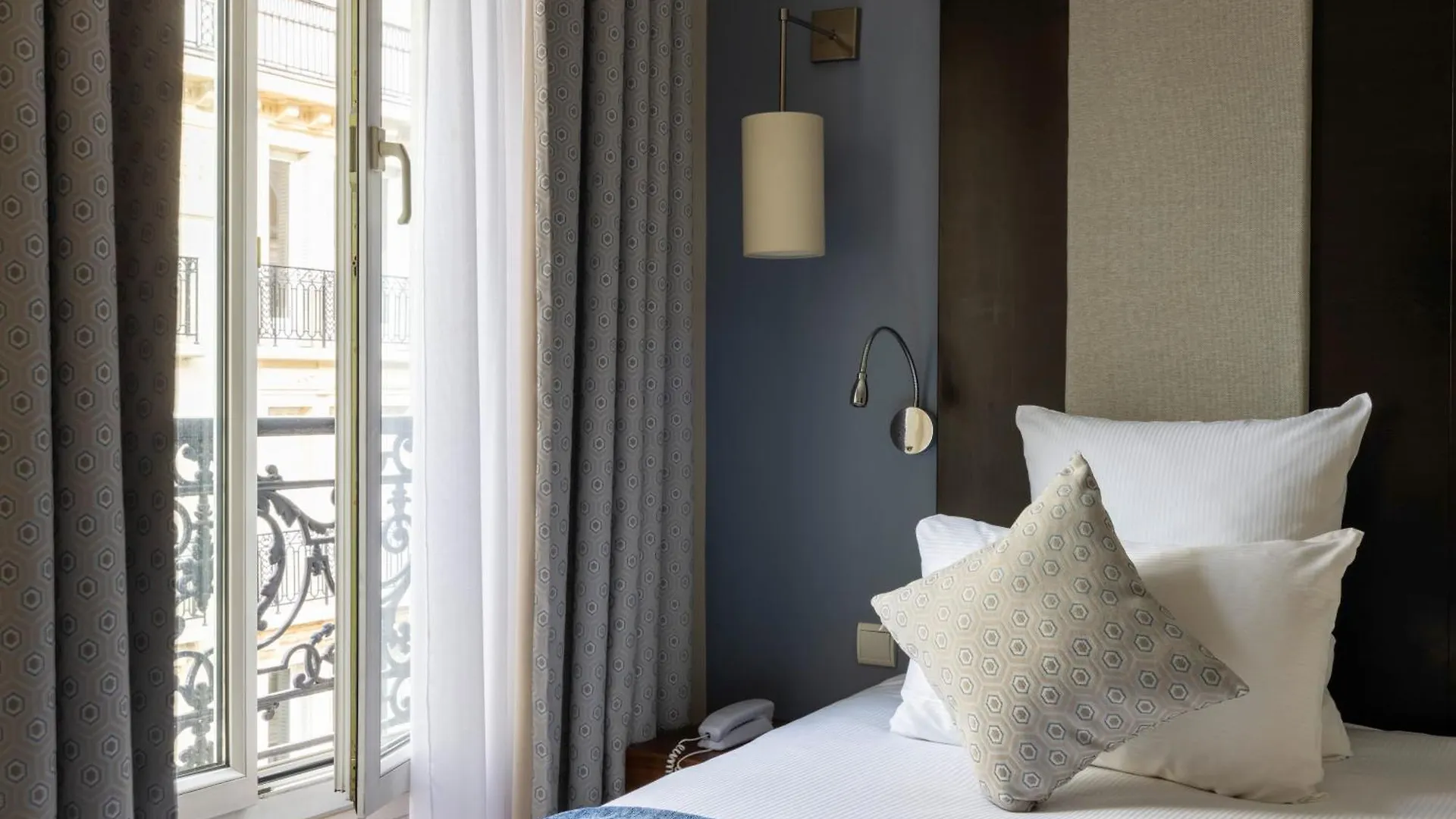 Hotel Elysees Bassano 4*